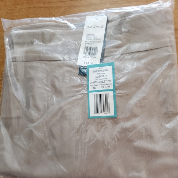 Skort Size 16 average. Kim Roger's NWT - Picture 3 of 6